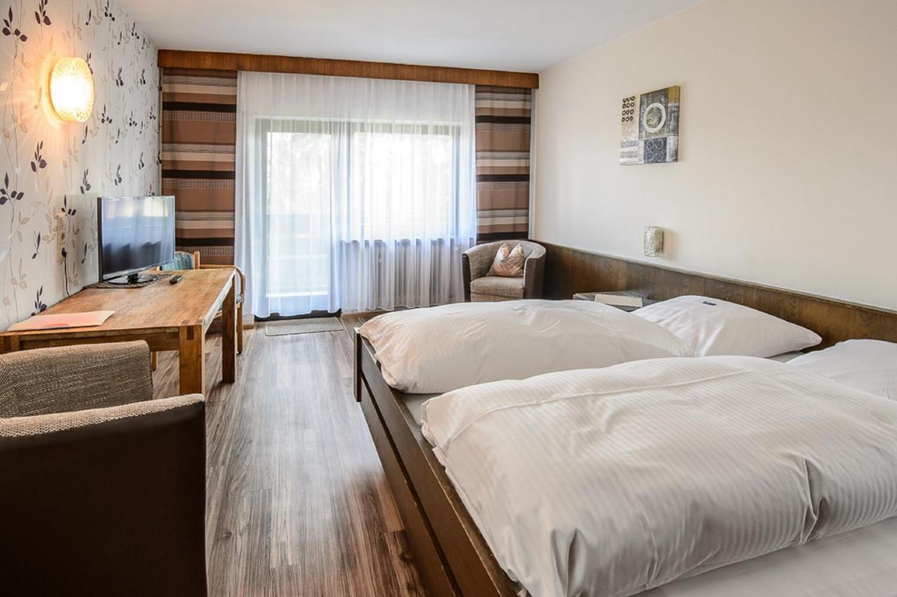 Hotel-Pension Seitz Вольфрамс-Эшенбах Экстерьер фото